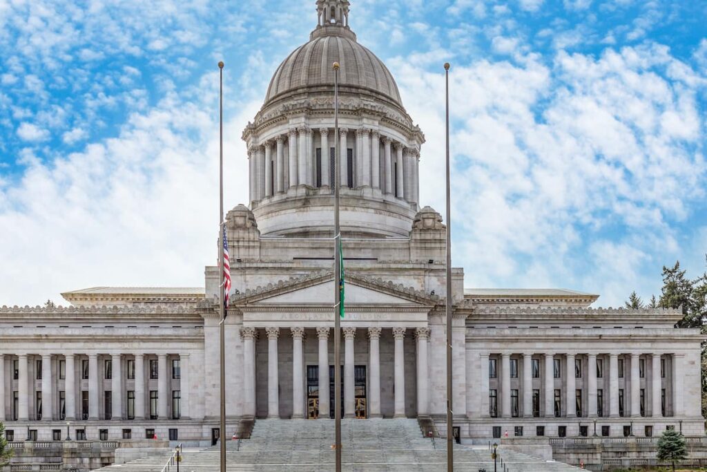 The outside of the Washington state capitol building.